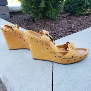 Barbara Bui Studded Wedge Soft Leather Shoes 41